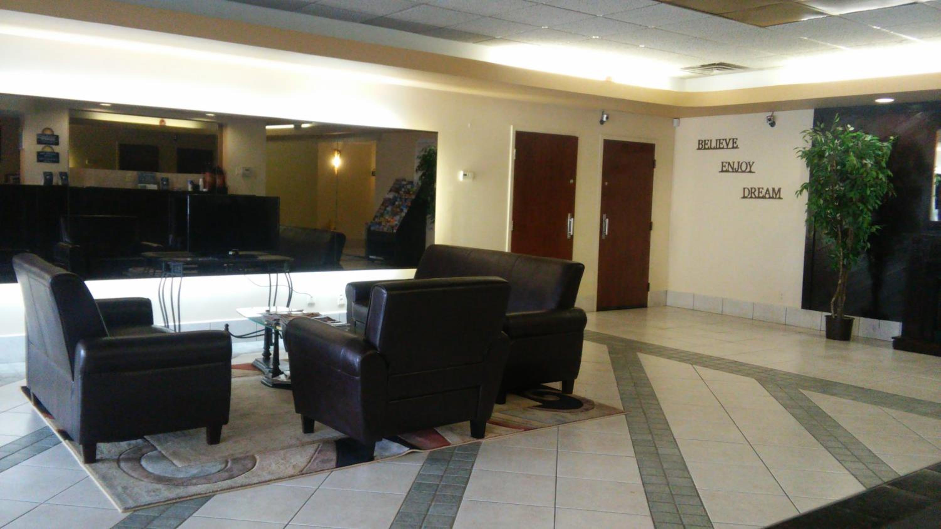 Days Inn by Wyndham Albion - Property Image 12