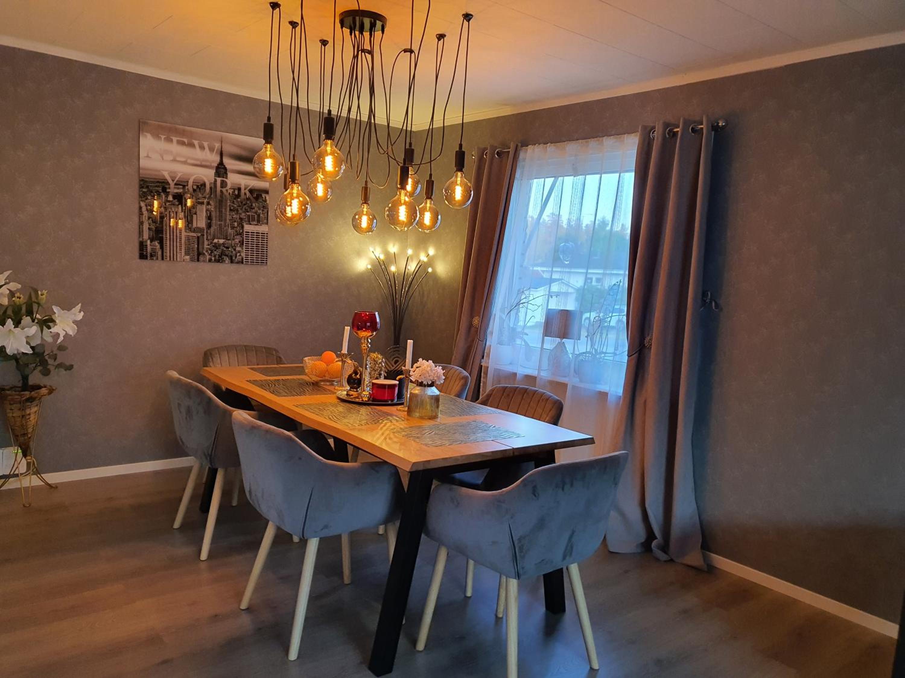 Villa for 10 persons with massage chair, sauna, billiard table and free electric vehicle station for electric cars