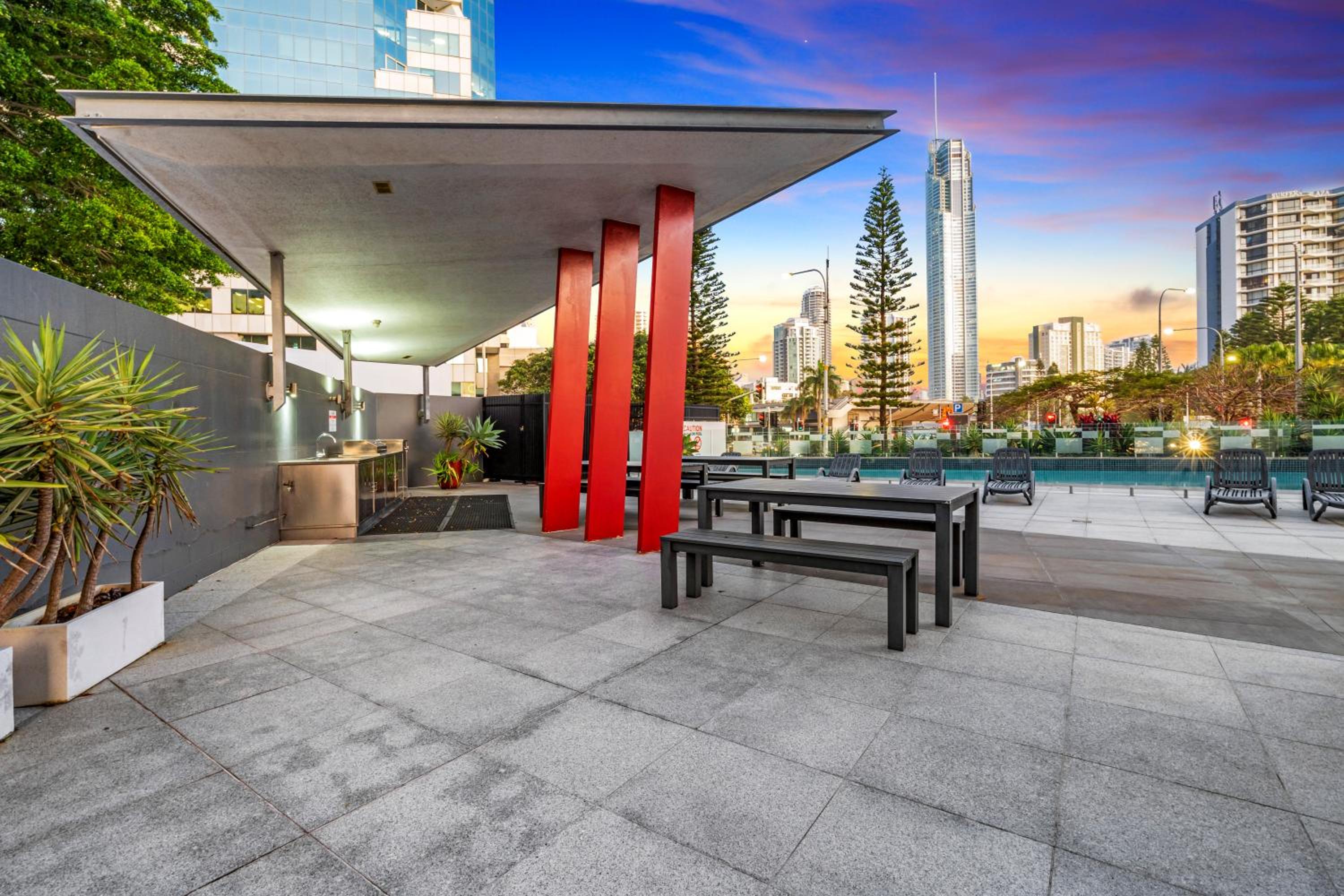 River View, Avalon - Self Contained, Privately Managed Apartments