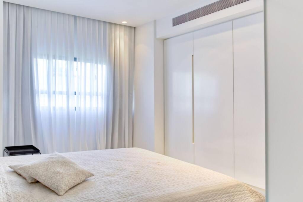 New renovated APT, HaYarkon in front of the beach view 5