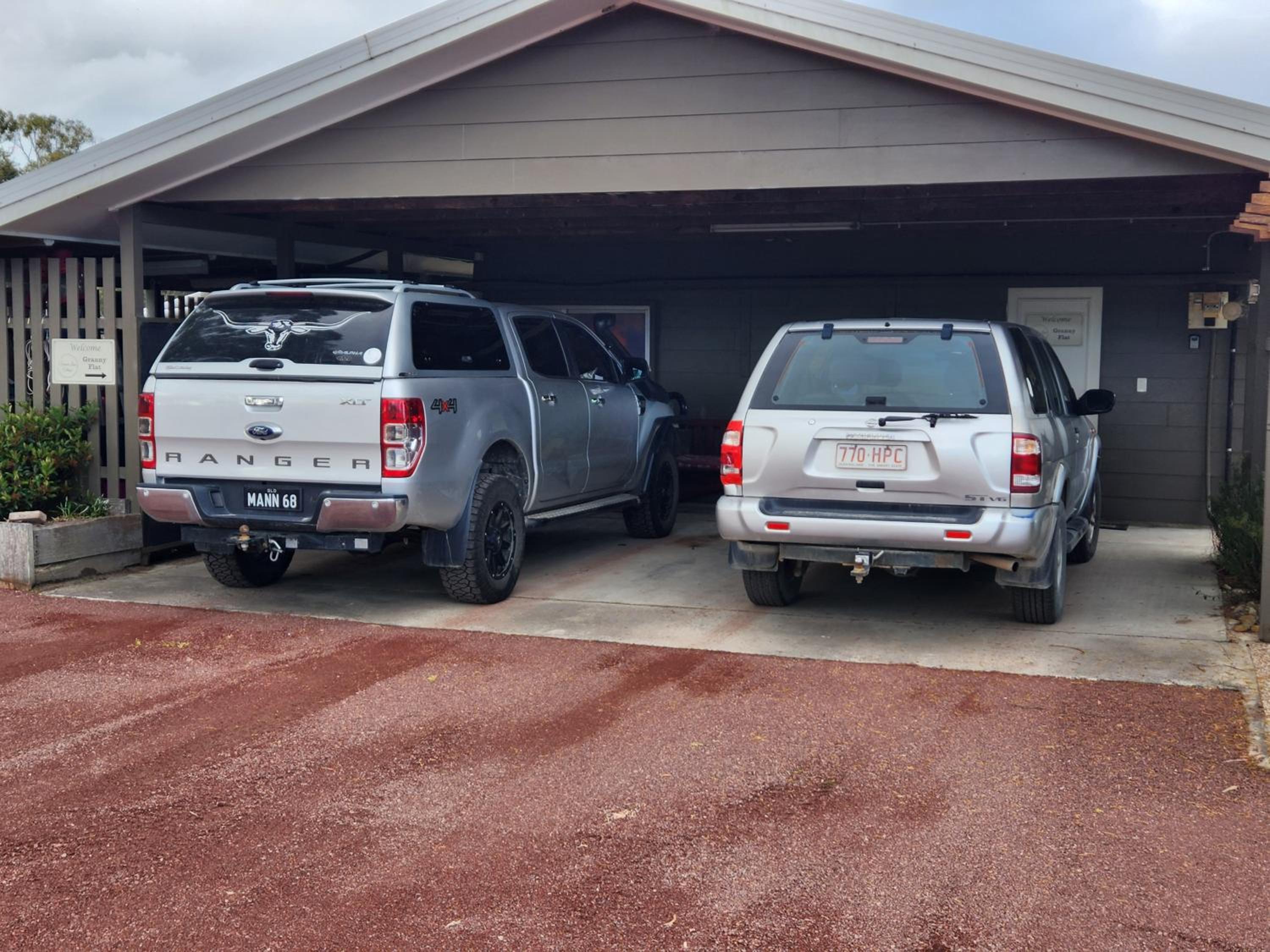 Spencer Lane Cottage & Granny Flat