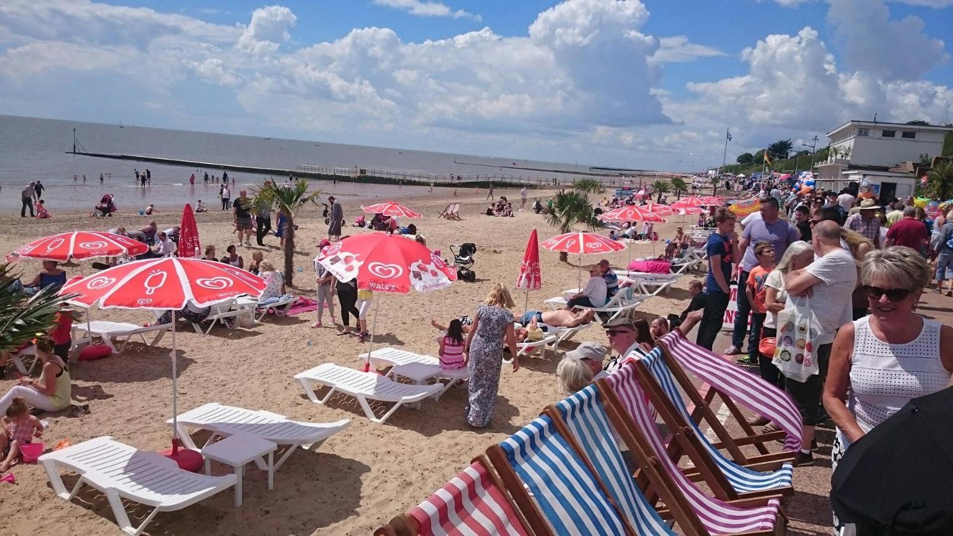 Beach palace