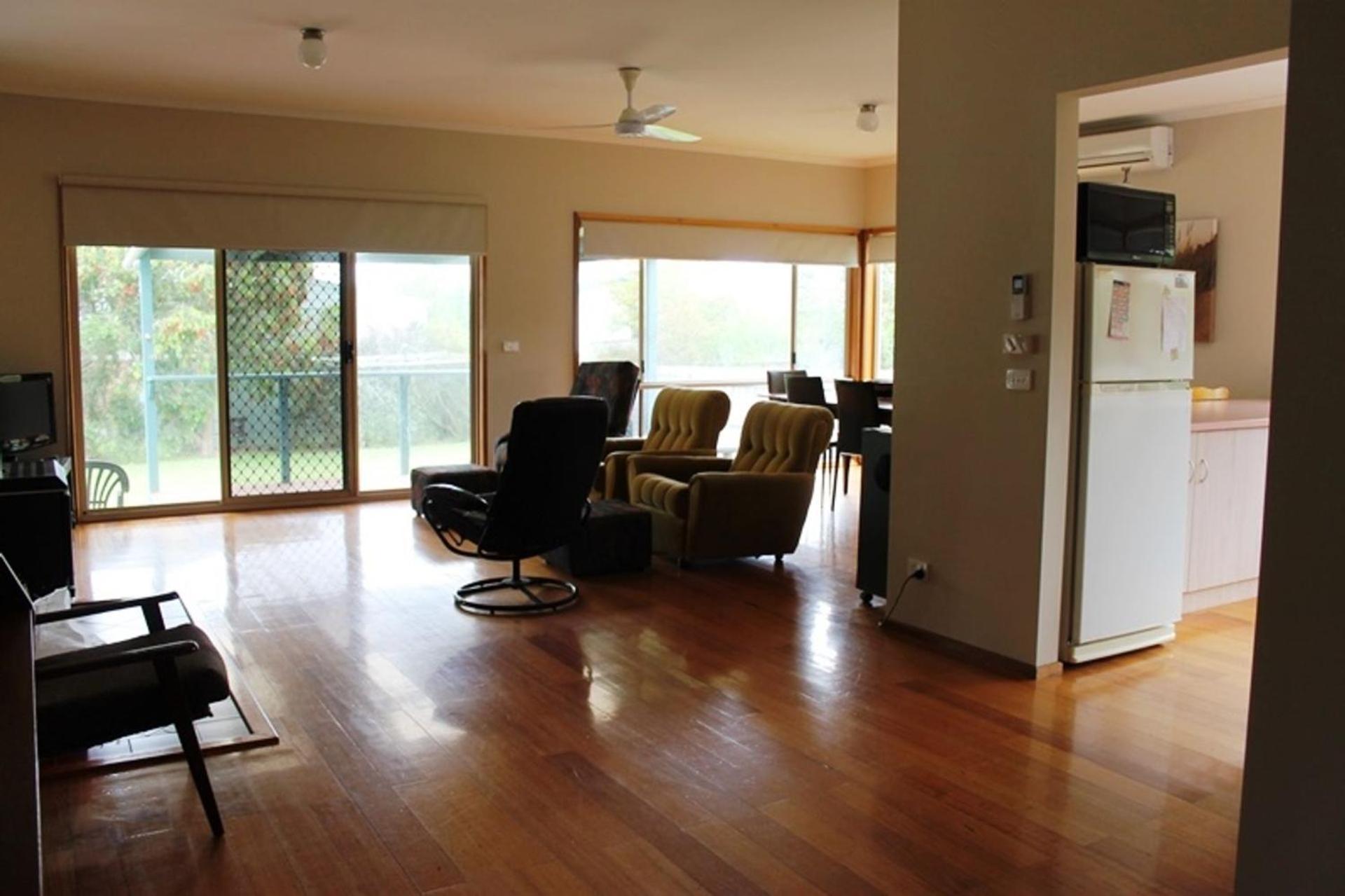 Family Holiday House with Open Plan Living