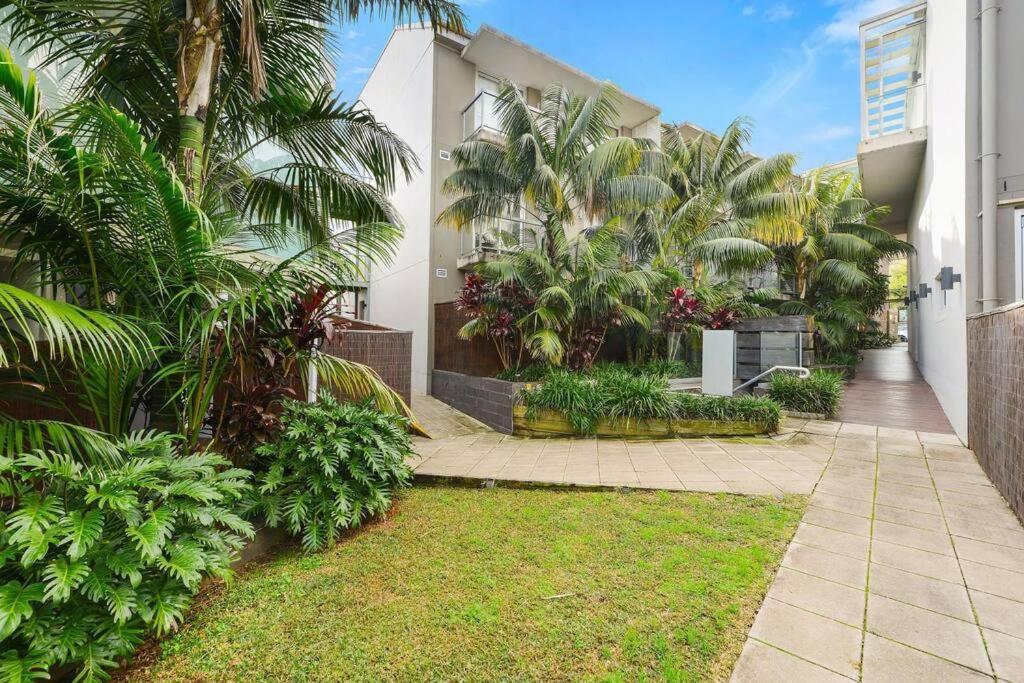 Fab Penthouse near Bondi / Bronte, shops & bars