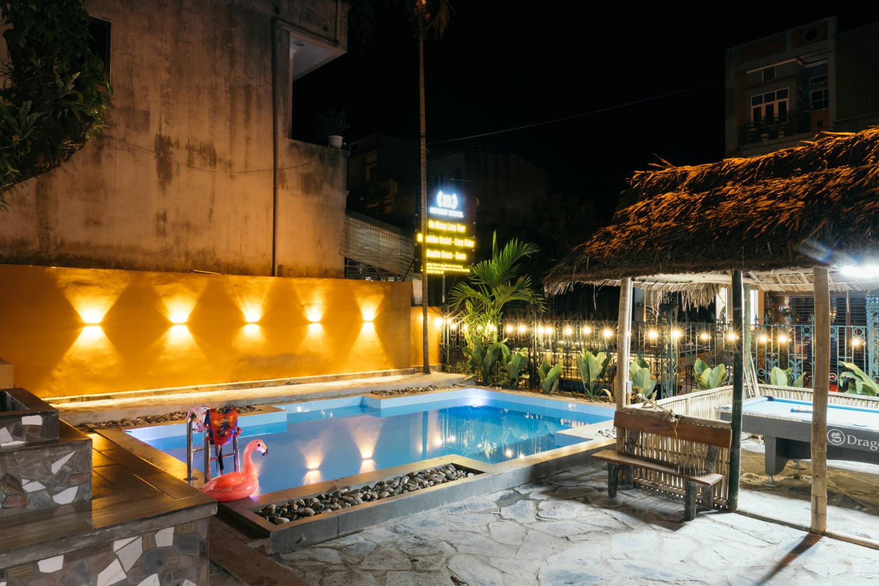 Odyssey Hostel, Tours & Motorbikes Rental view 4