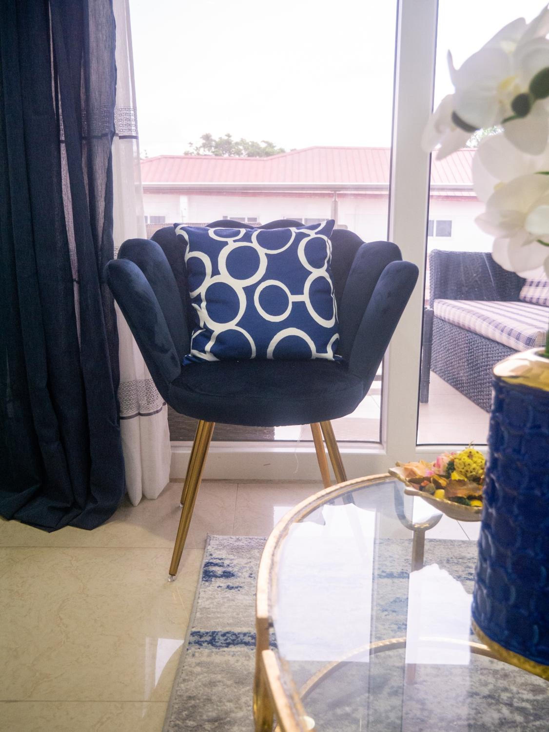 Newly decorated 1 Bed Apartment, with balcony - Osu Residential view 2