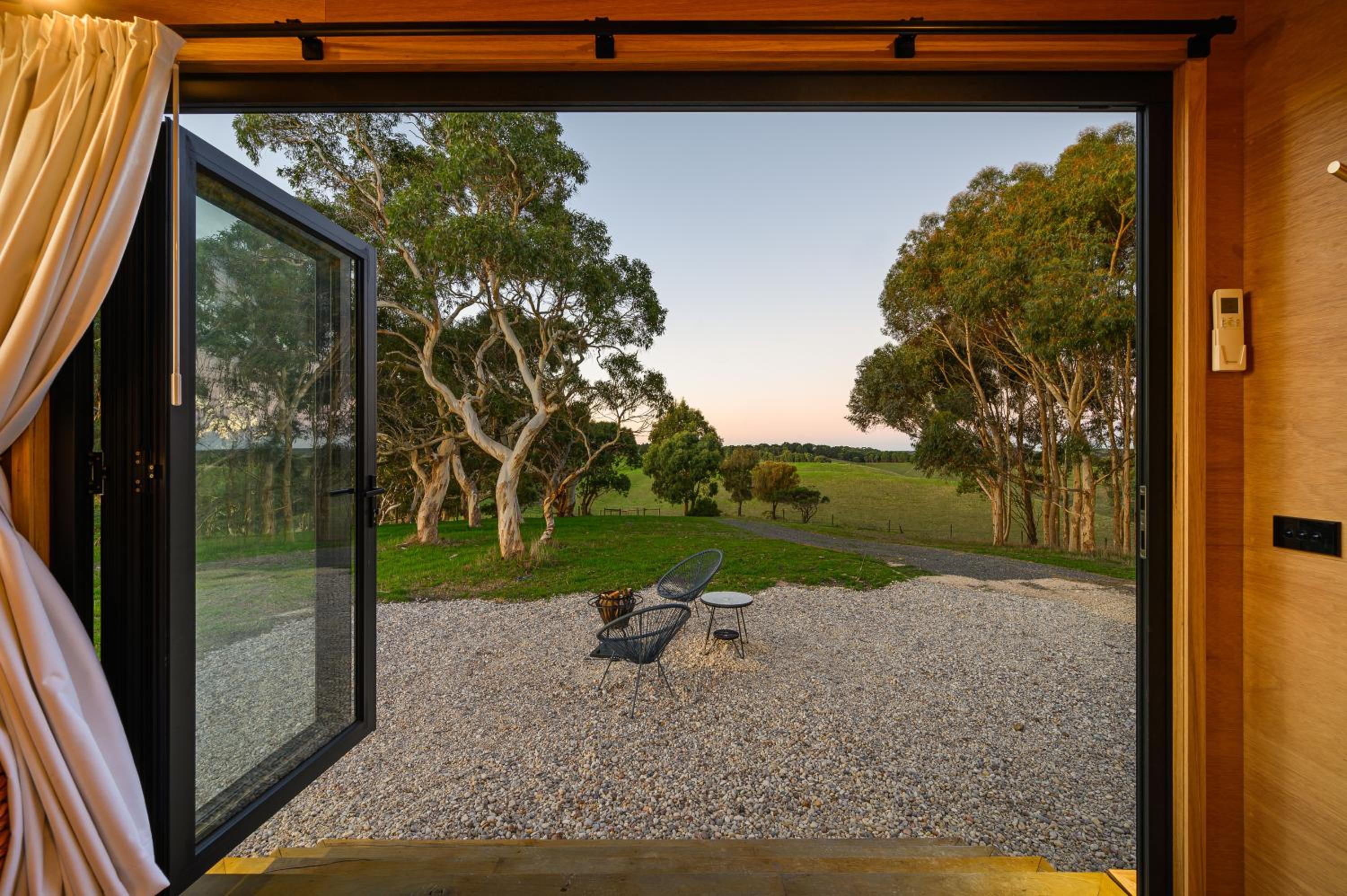 Sellicks Hill Eco Cabin - C21 SouthCoast Holidays