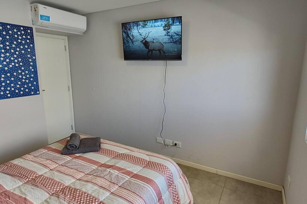 Departamento con seguridad 24hs, gym y pileta!