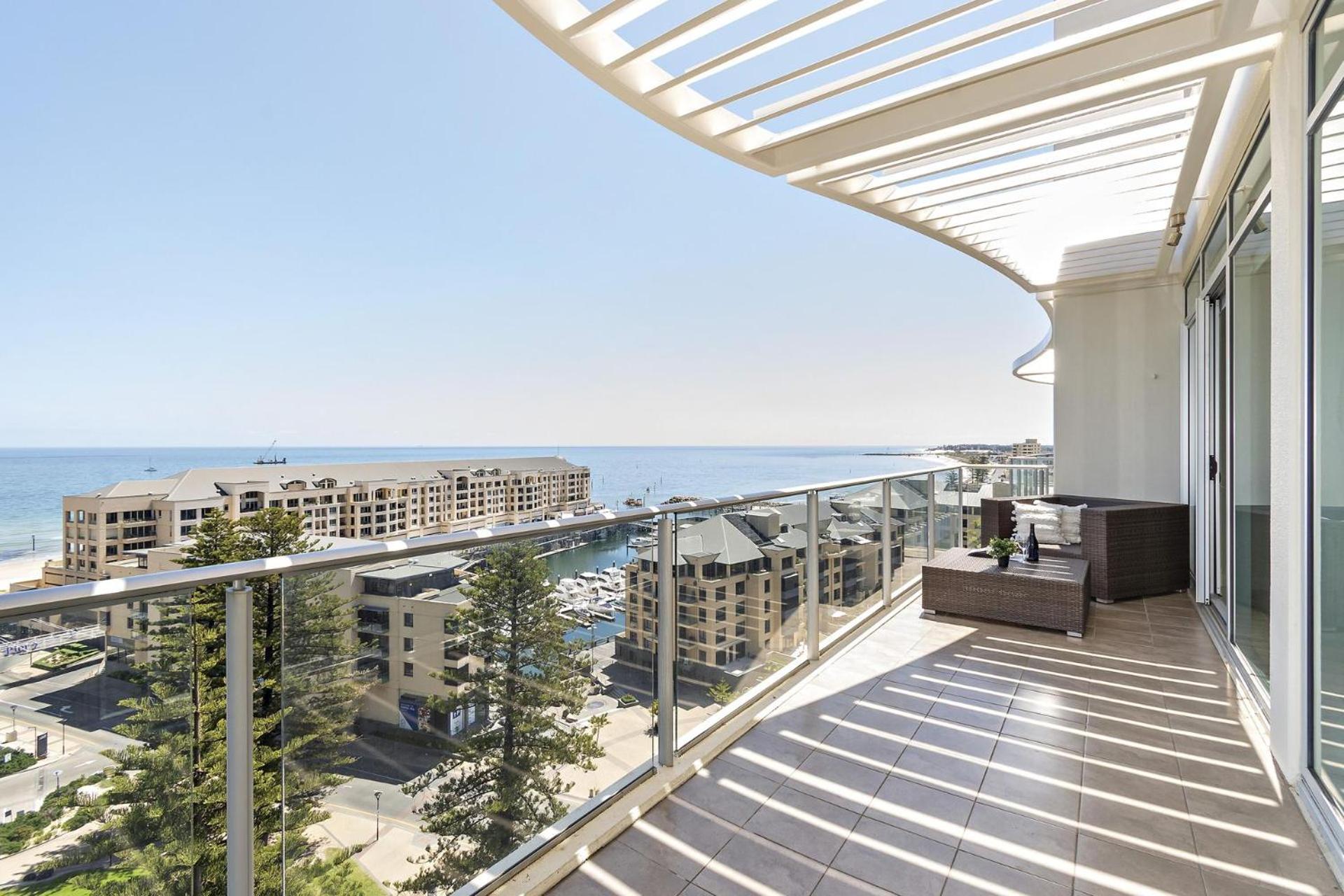 Belle Escapes - Glenelg Skyline Penthouse
