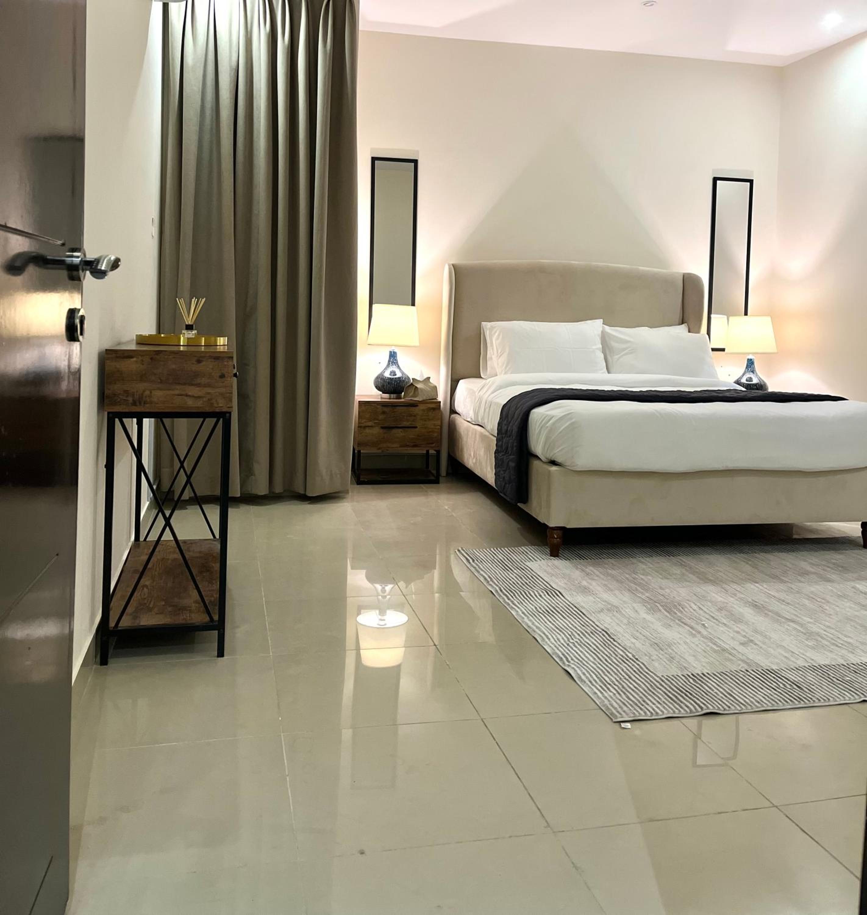 Apartment in alFalah F13