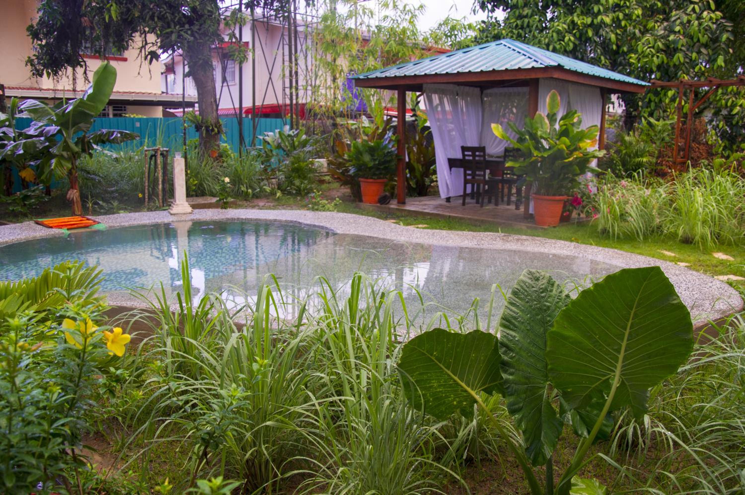 HAKS Boutique B&B with Pool & Farm-to-Table Dining