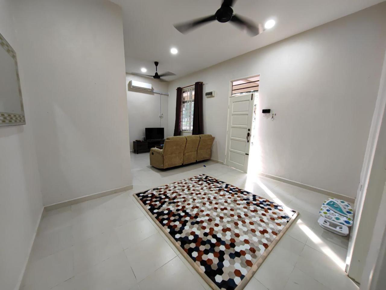 Homestay Mama, KB view 5