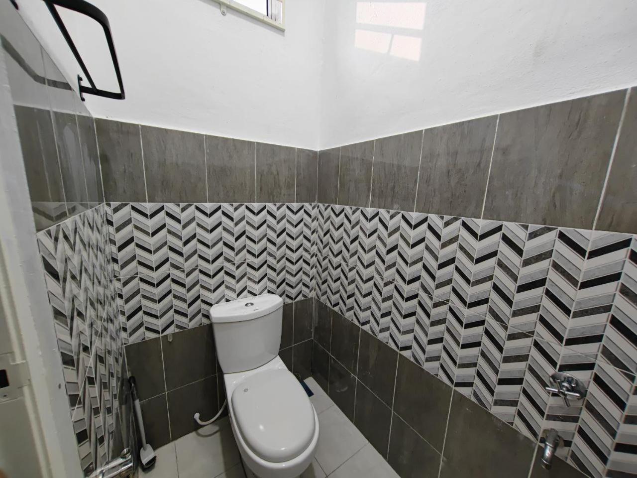 Homestay Mama, KB view 4