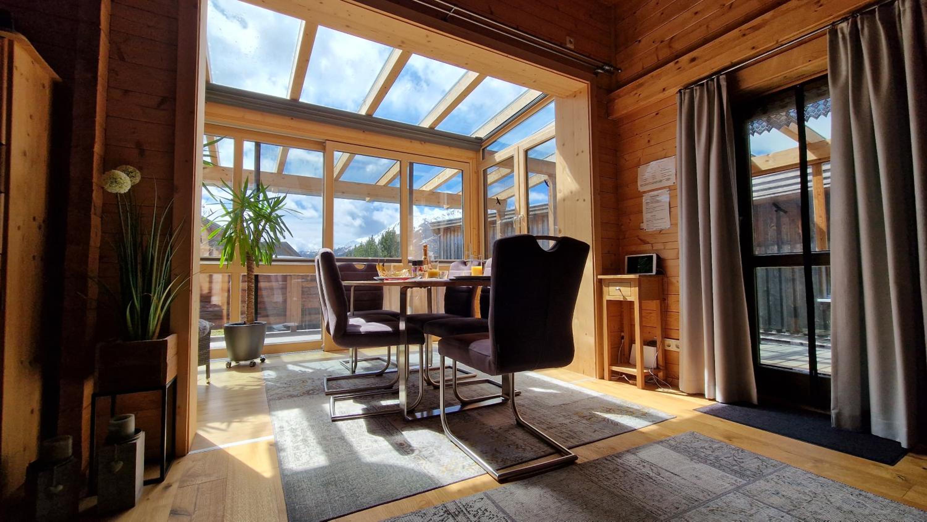 Gemütliches Ferienhaus mit Holzofen und Sauna