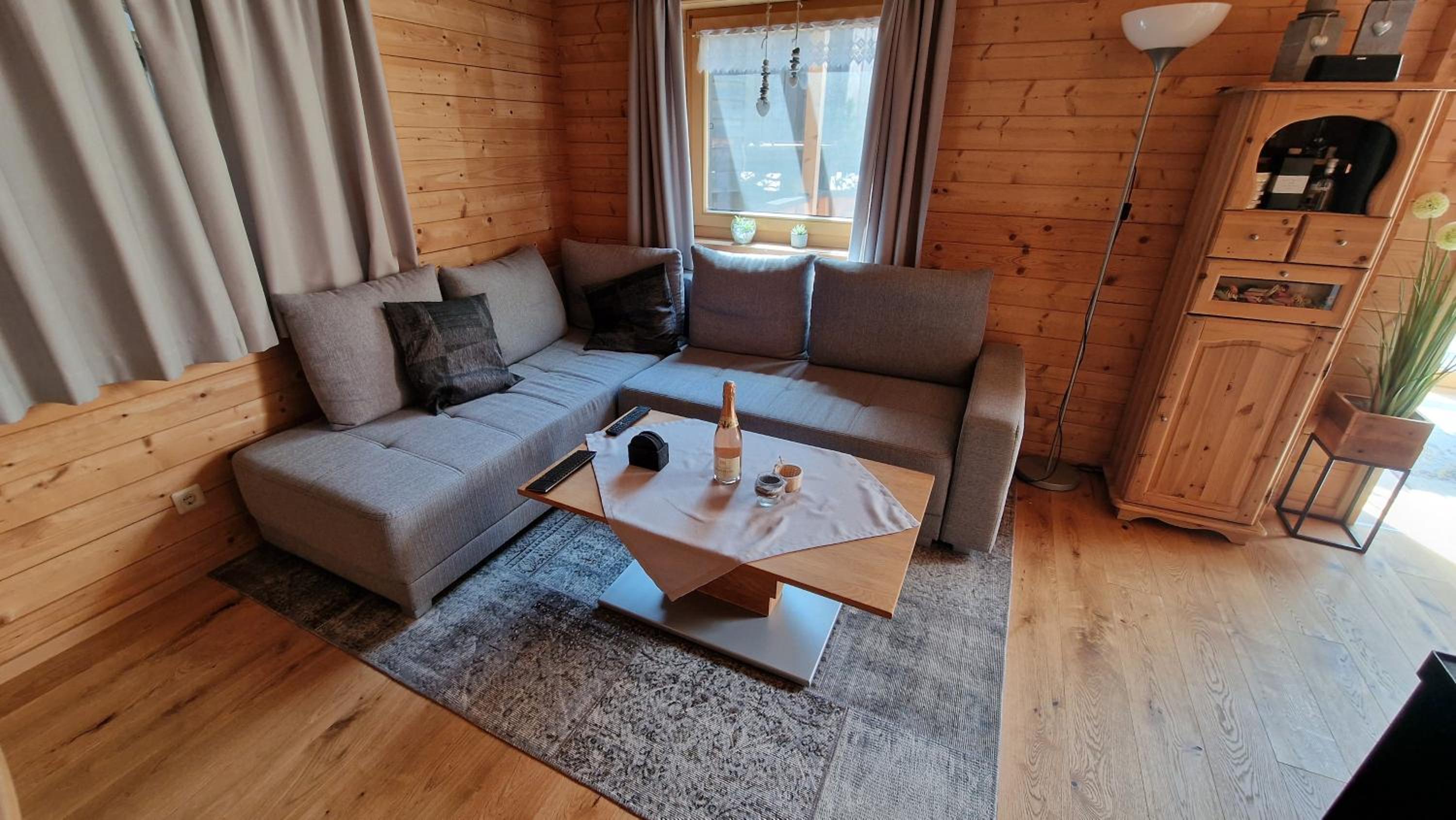 Gemütliches Ferienhaus mit Holzofen und Sauna
