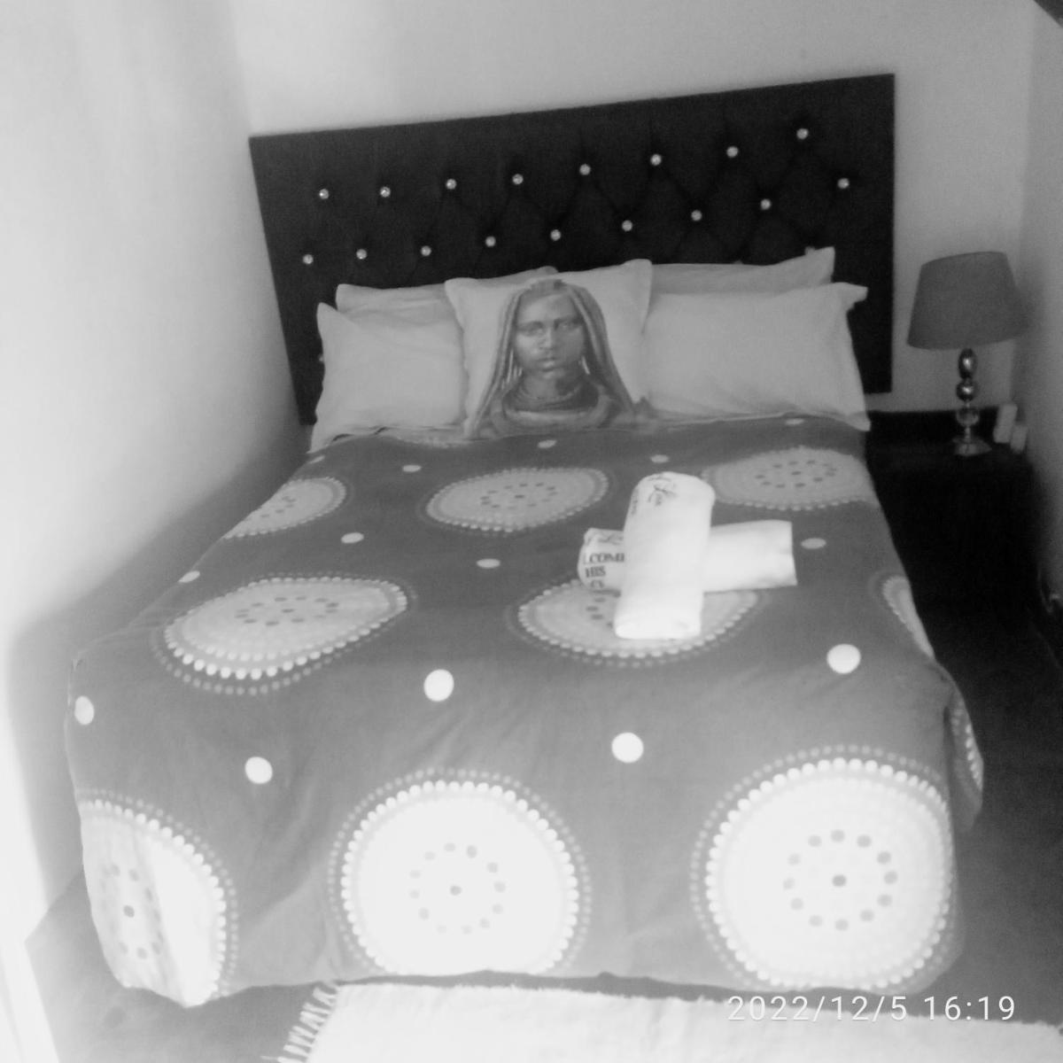 Photo 6
