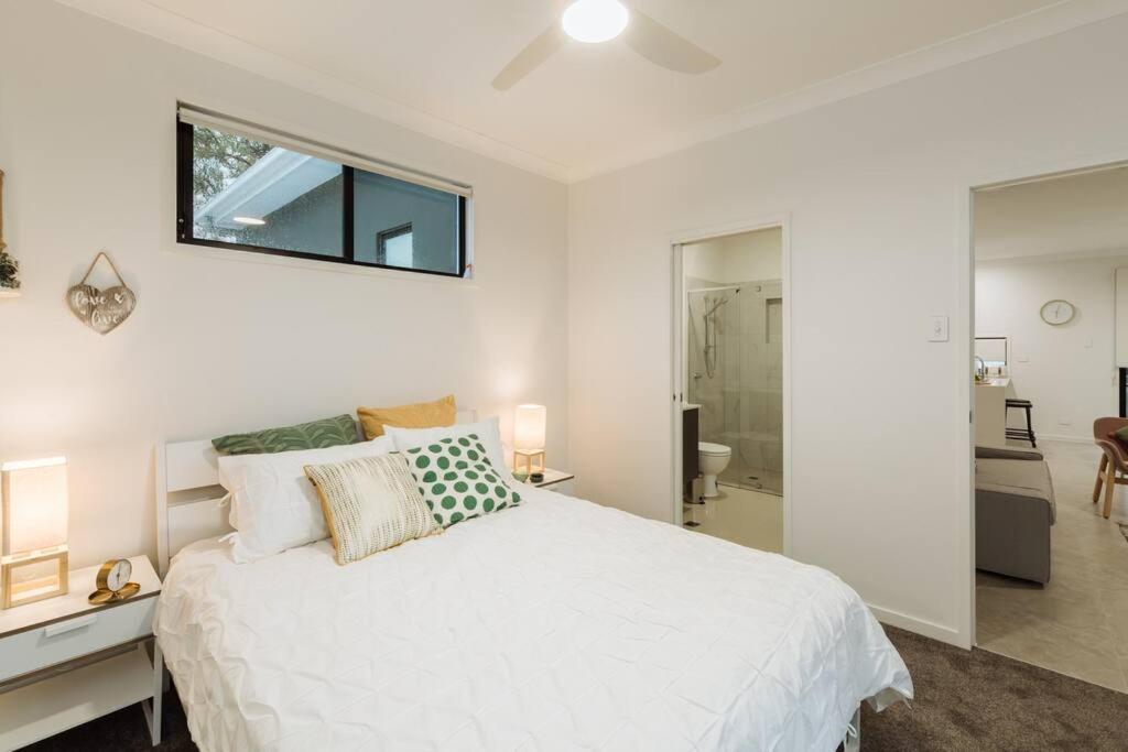Spacious Modern and Cozy 3BD Townhouse at Great Location