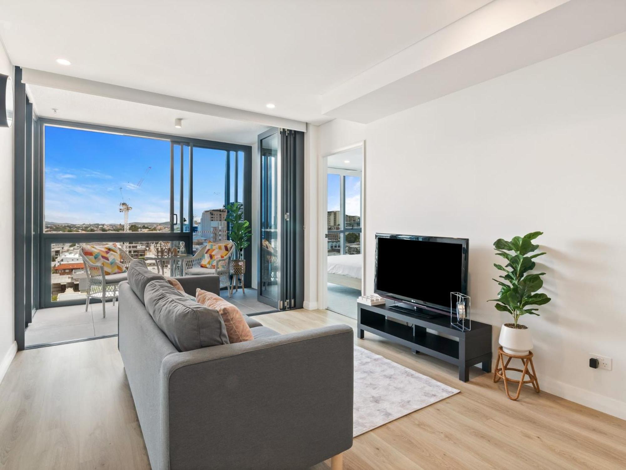 Brisbane Vacations - Heart of the Valley Chic High Level 2BR Apartment - Property Image 26