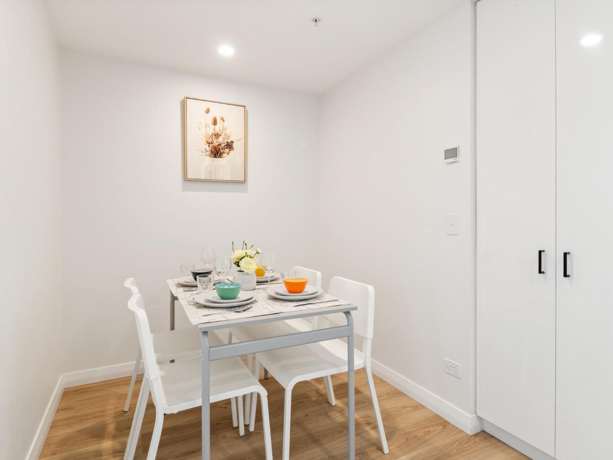 Brisbane Vacations - Heart of the Valley Chic High Level 2BR Apartment - Property Image 25