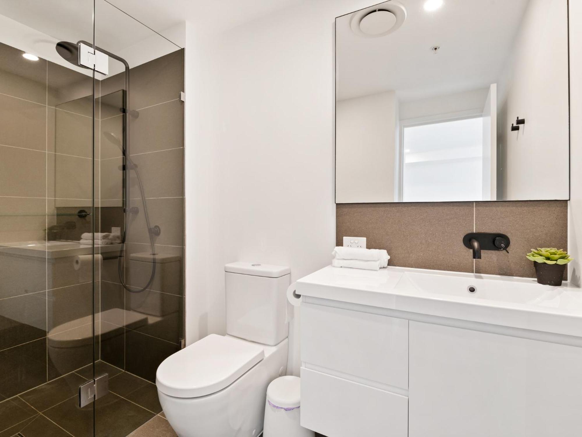 Brisbane Vacations - Heart of the Valley Chic High Level 2BR Apartment - Property Image 30