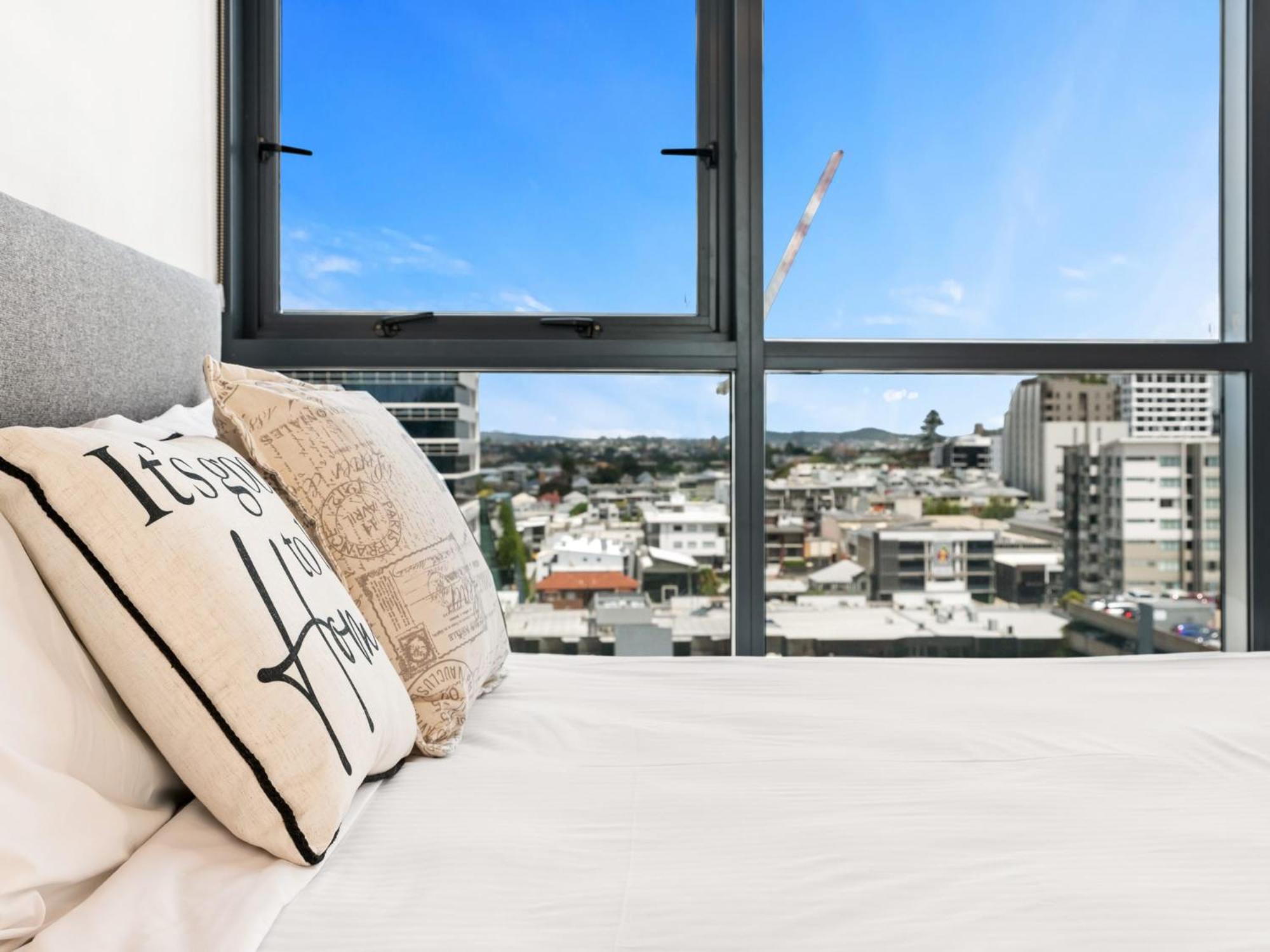 Brisbane Vacations - Heart of the Valley Chic High Level 2BR Apartment - Property Image 36