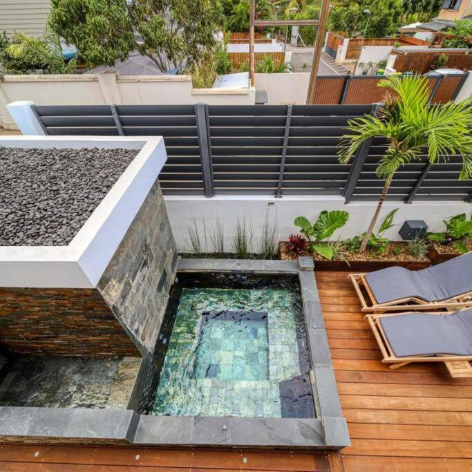 Villa 5 étoiles avec Piscine Chauffée et Jacuzzi SAINT GILLES LES BAINS - Dodoterla view 3
