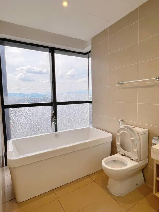 Family Gathering with Bathtub in Icon City, 12 Pax near Bandar Sunway photo 2