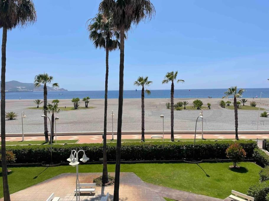 Hermoso piso primera línea