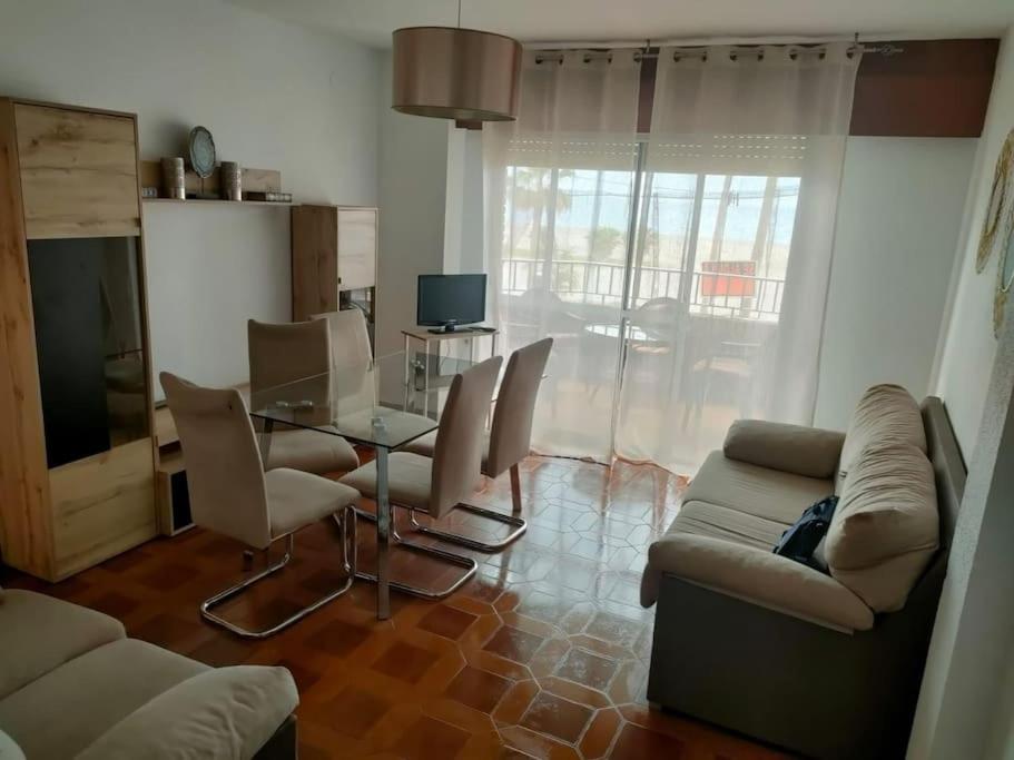 Hermoso piso primera línea