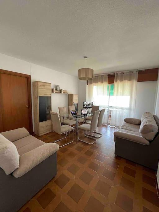Hermoso piso primera línea