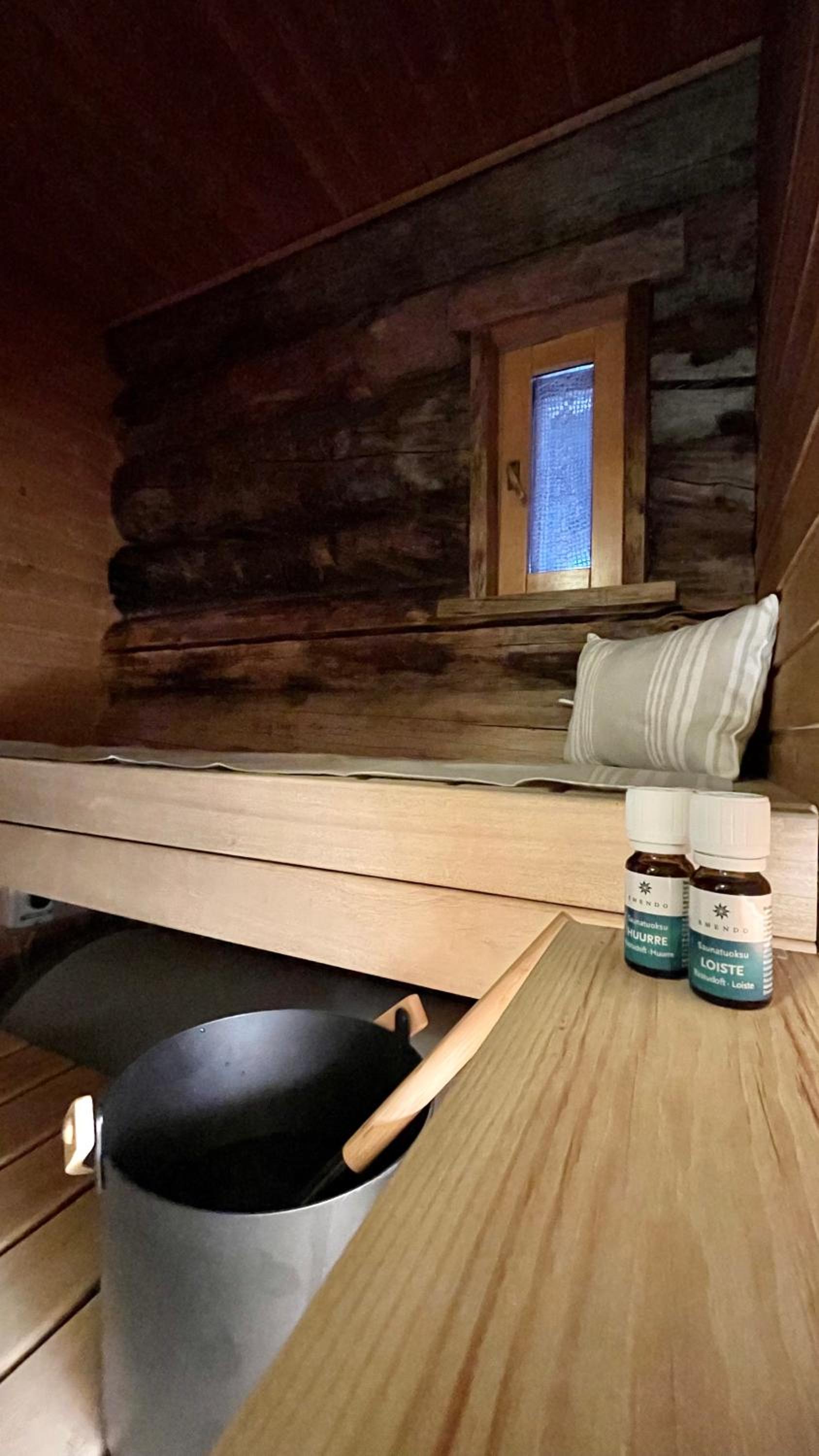 Nilimukka log cabin near Levi center