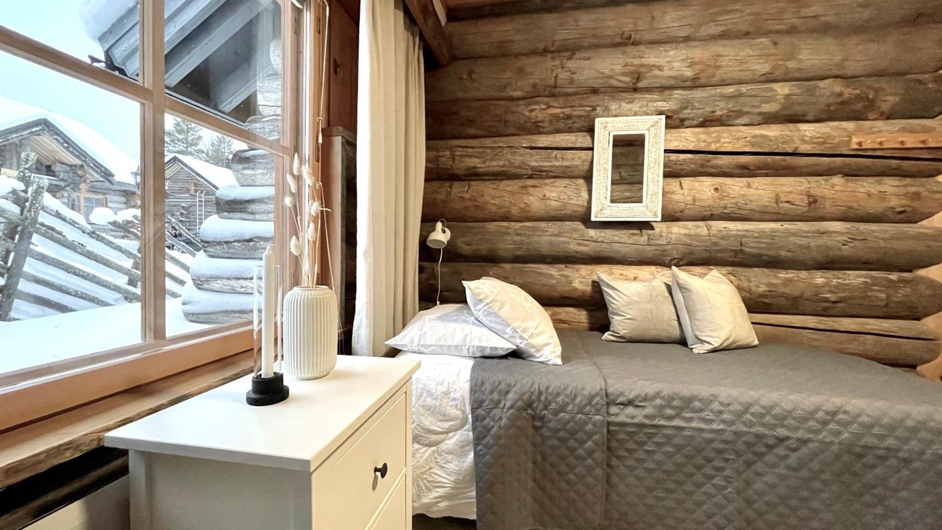 Nilimukka log cabin near Levi center