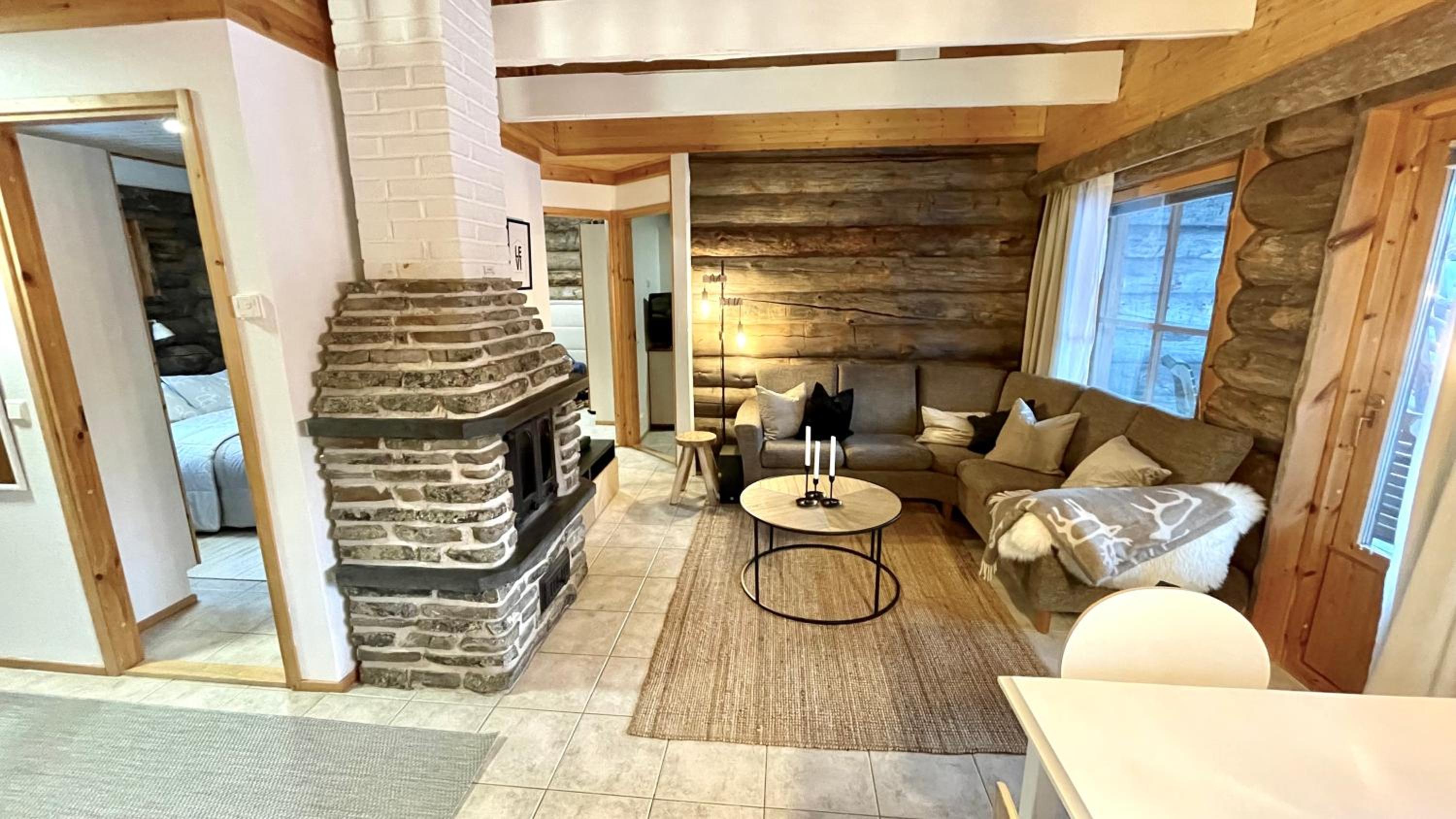 Nilimukka log cabin near Levi center