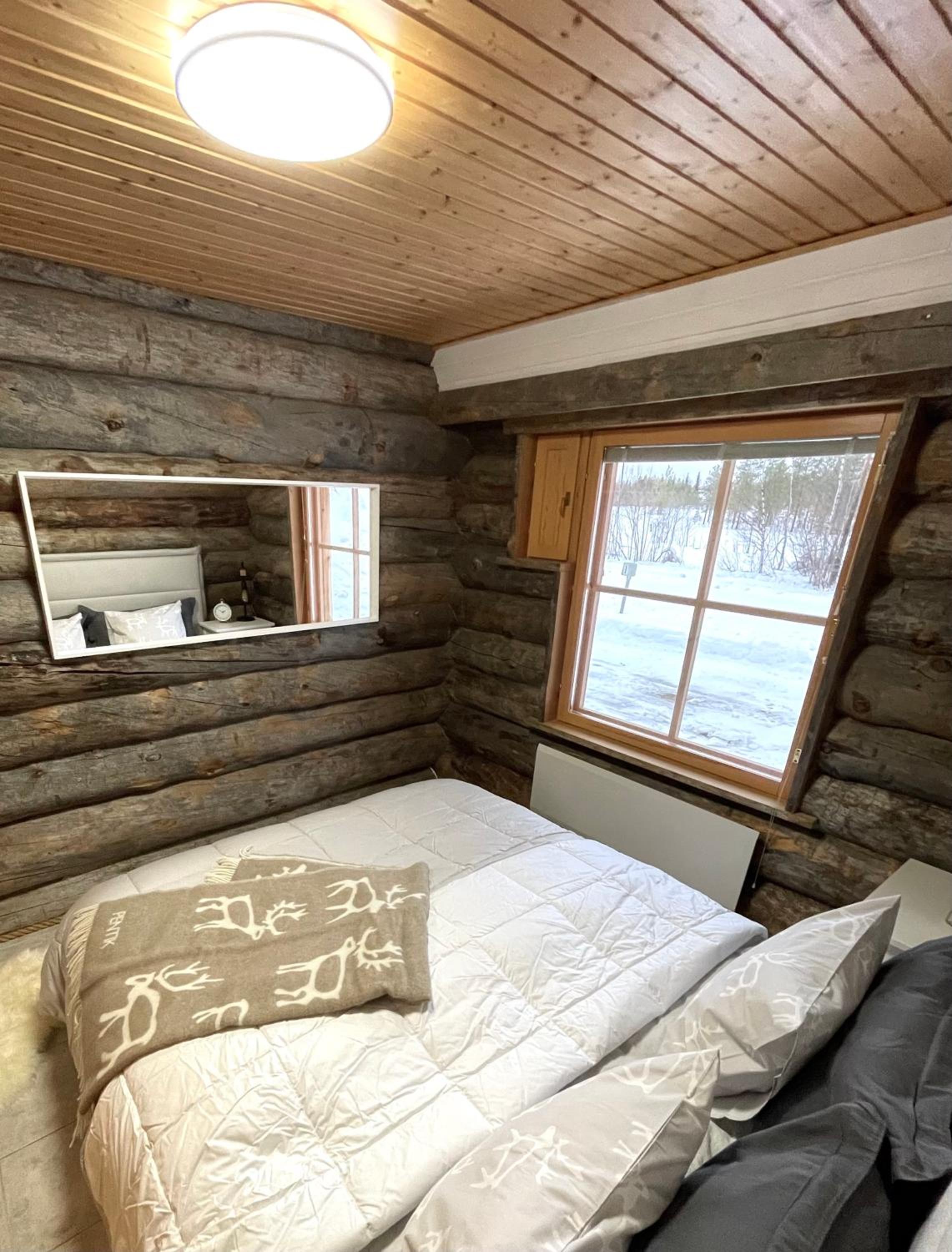 Nilimukka log cabin near Levi center