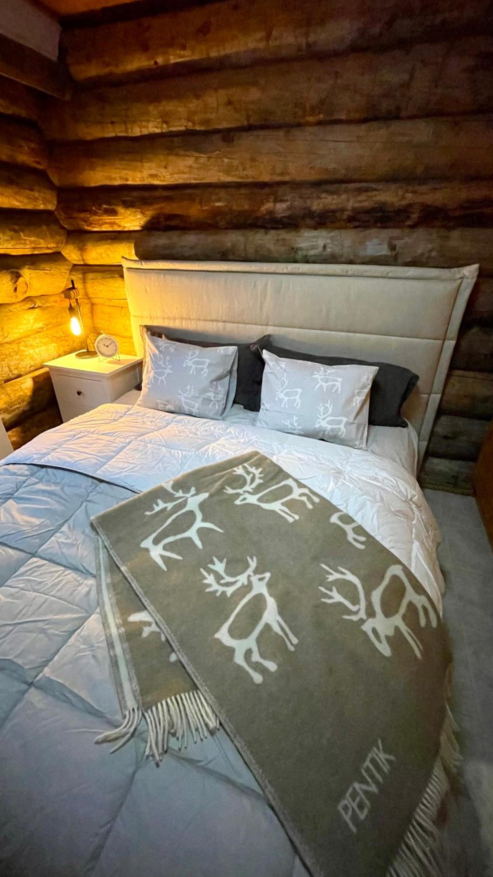 Nilimukka log cabin near Levi center