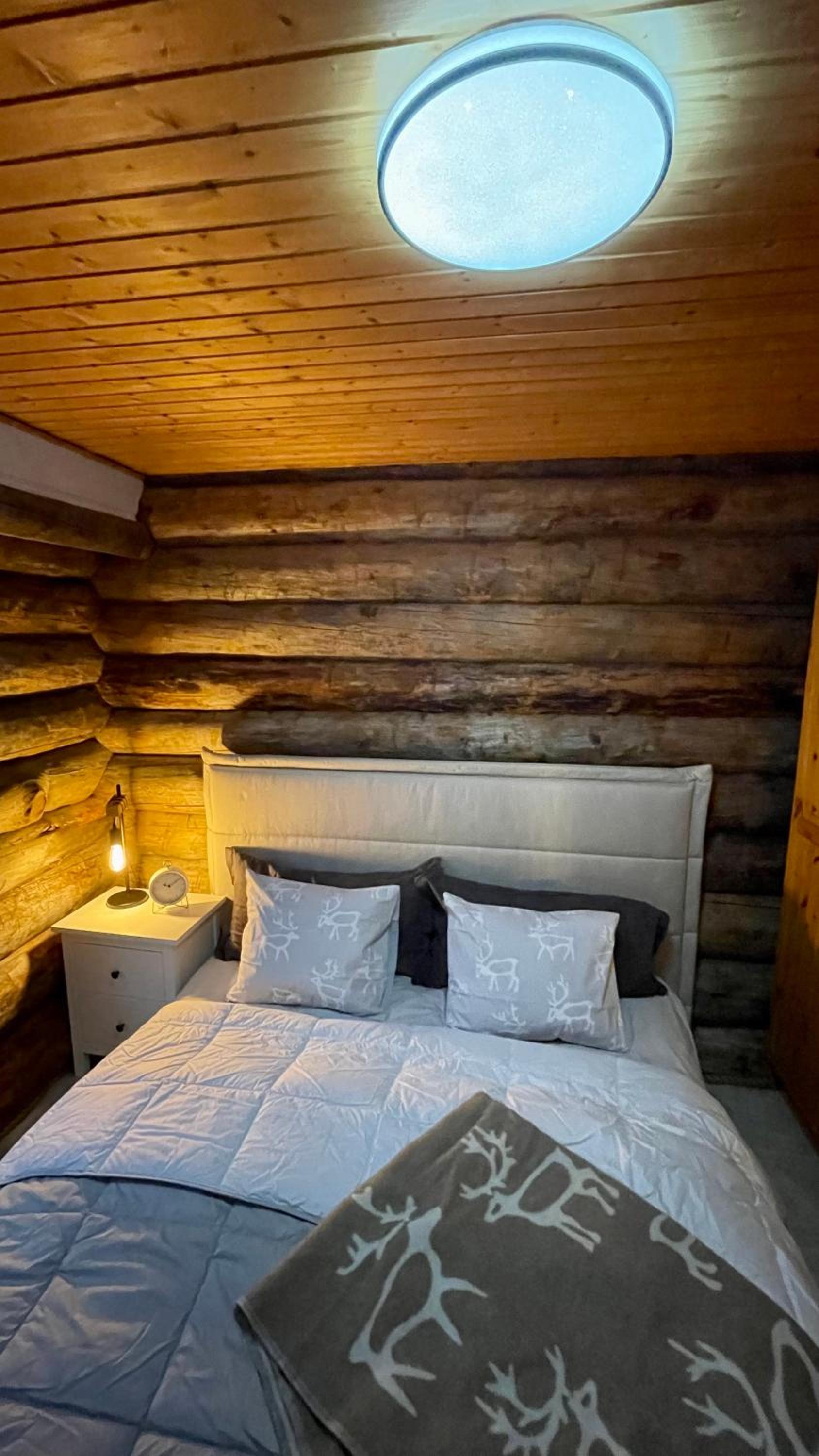 Nilimukka log cabin near Levi center