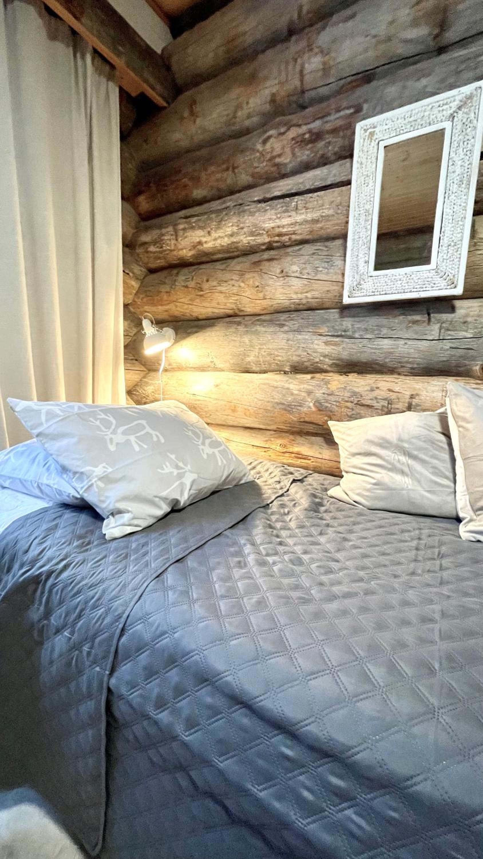 Nilimukka log cabin near Levi center