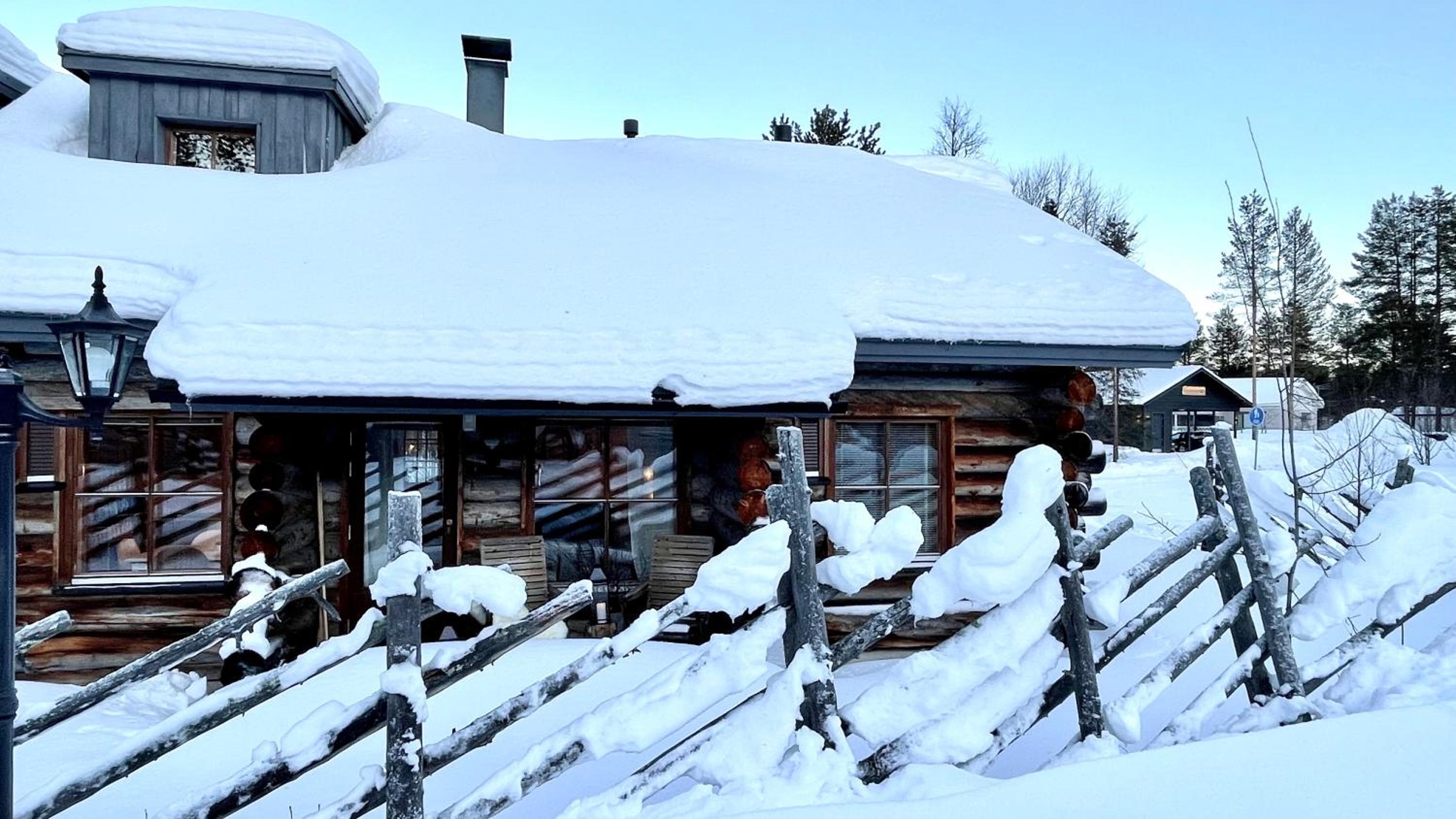 Nilimukka log cabin near Levi center