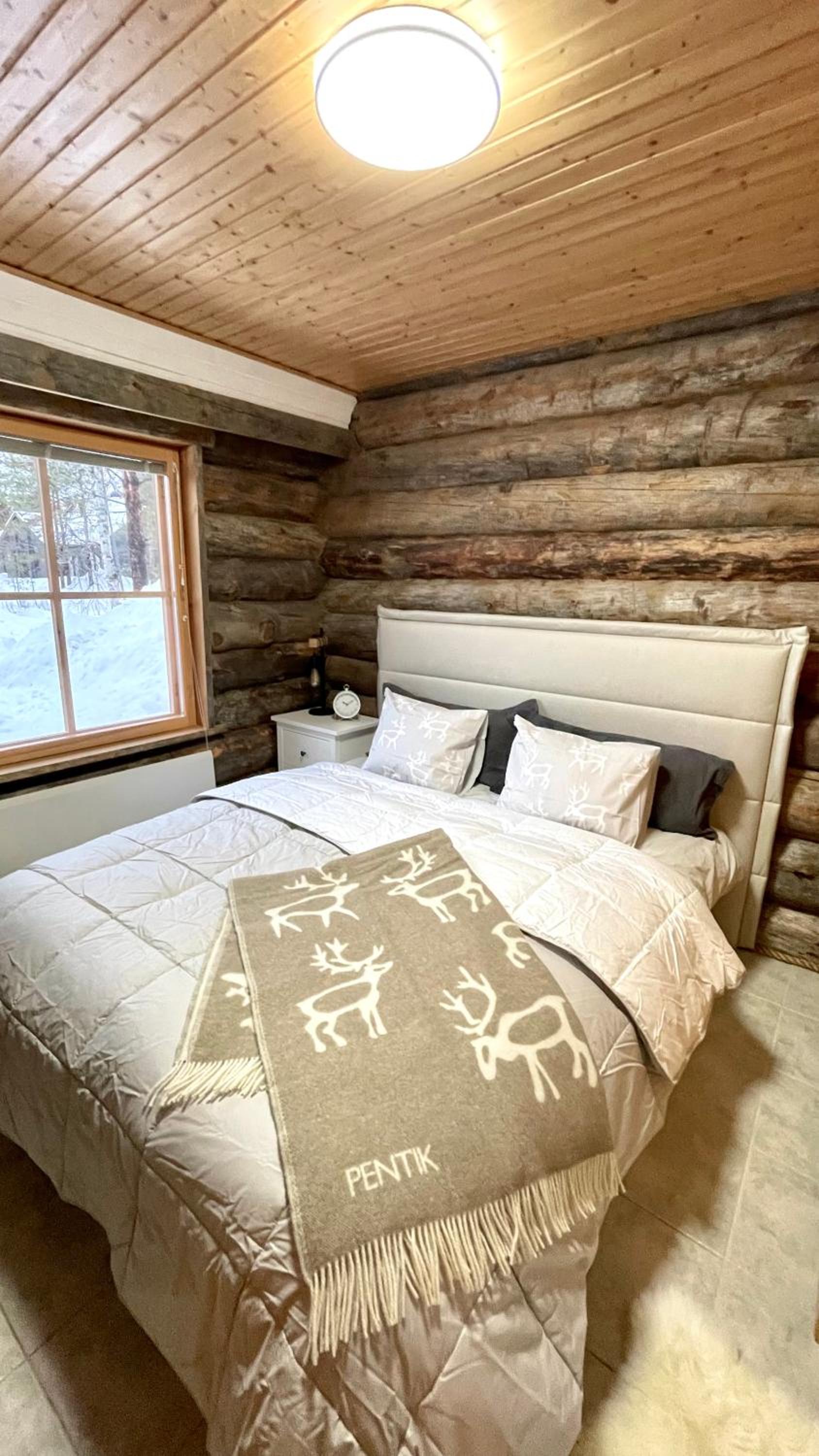 Nilimukka log cabin near Levi center