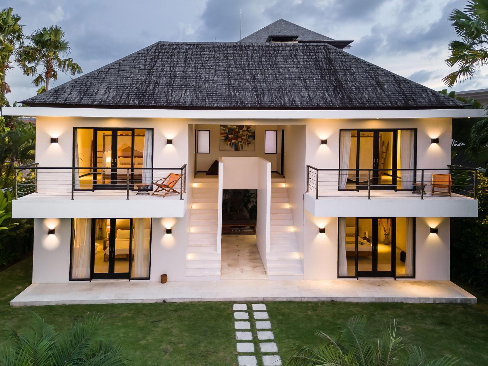 Echo Beach Duo - Image 1