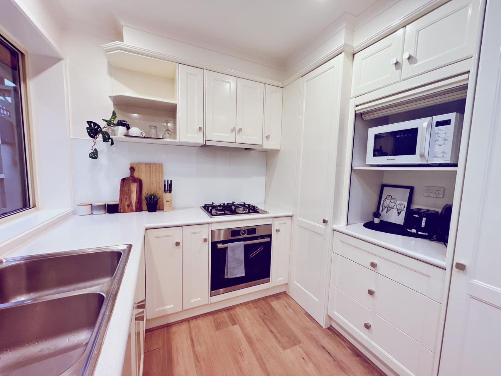 Patterson Lakes Charming 2 Bedroom House / VPL244