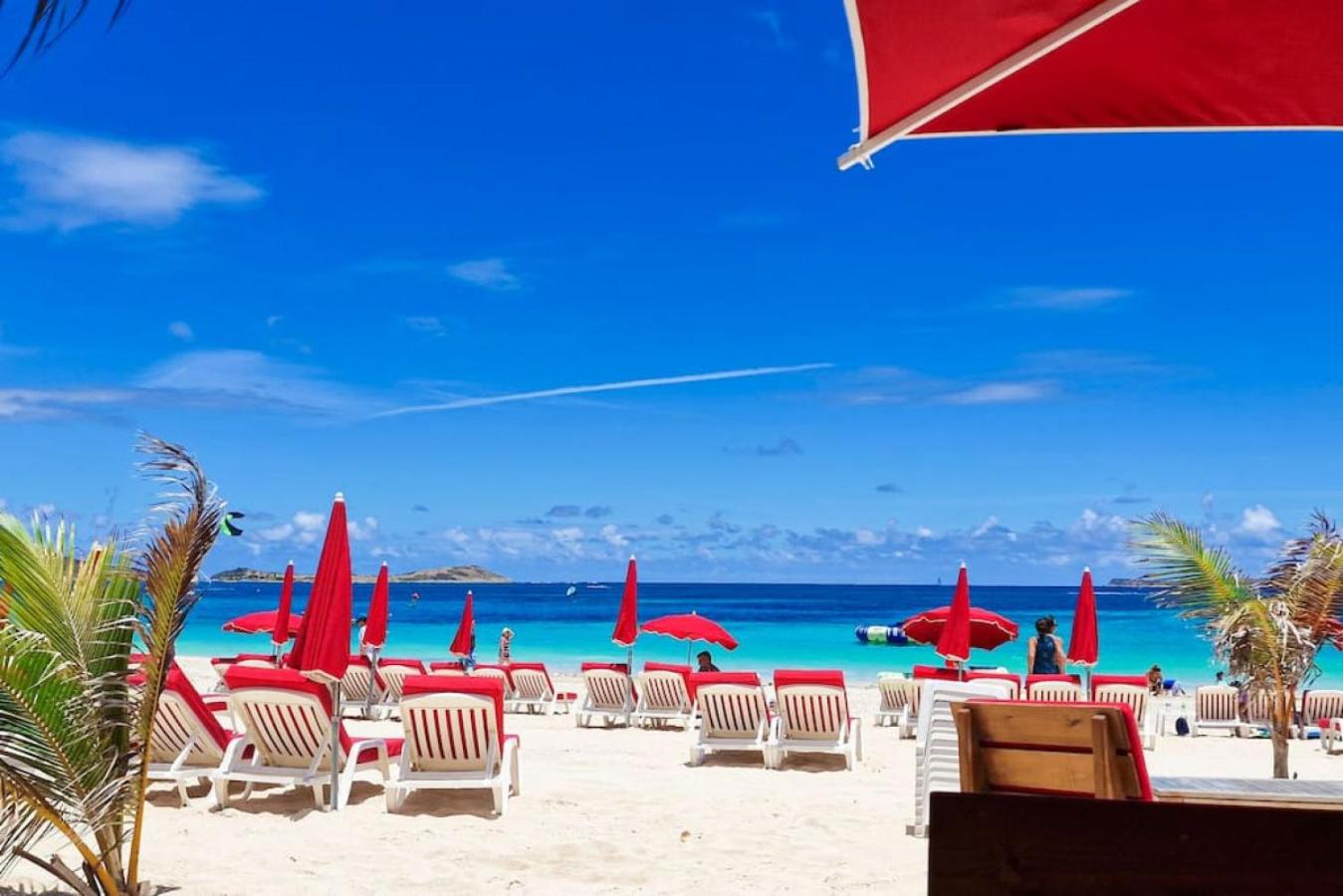 Costa Rose, beach front, pool, Orient Bay view 4