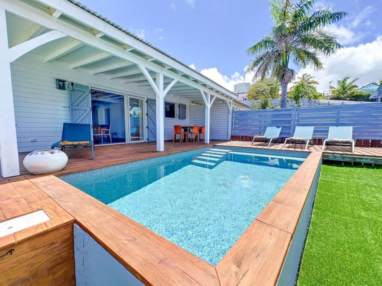 Maison Ti Case, private pool, next to Pinel Island view 5