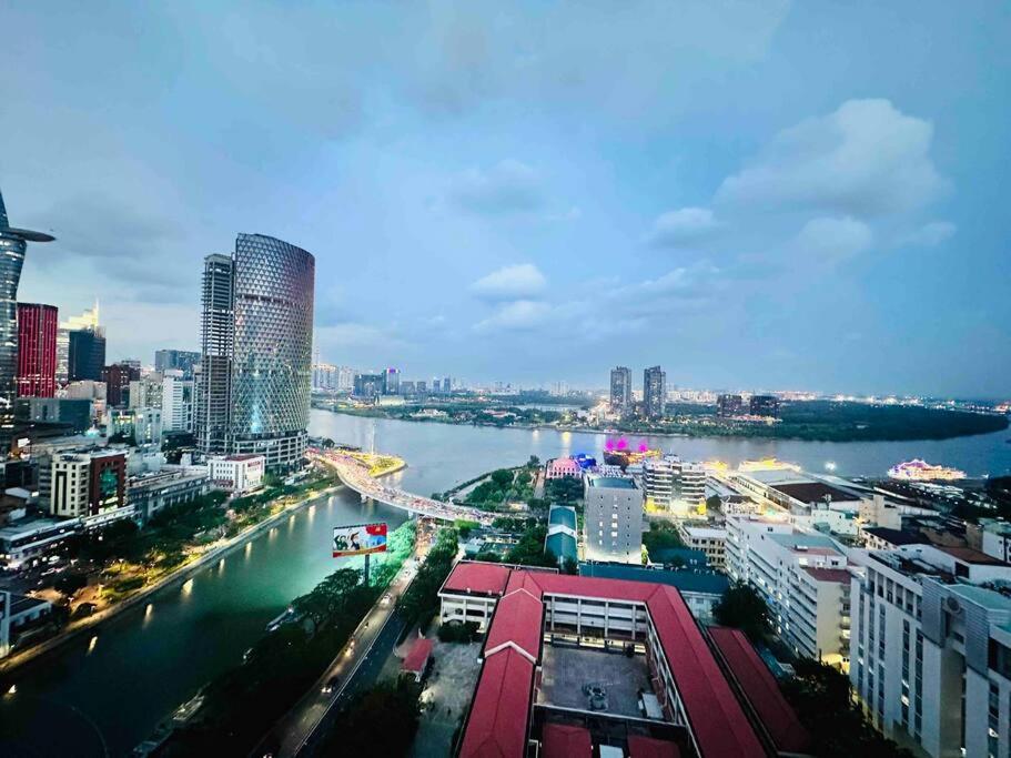 Lynh apartment Saigon D4