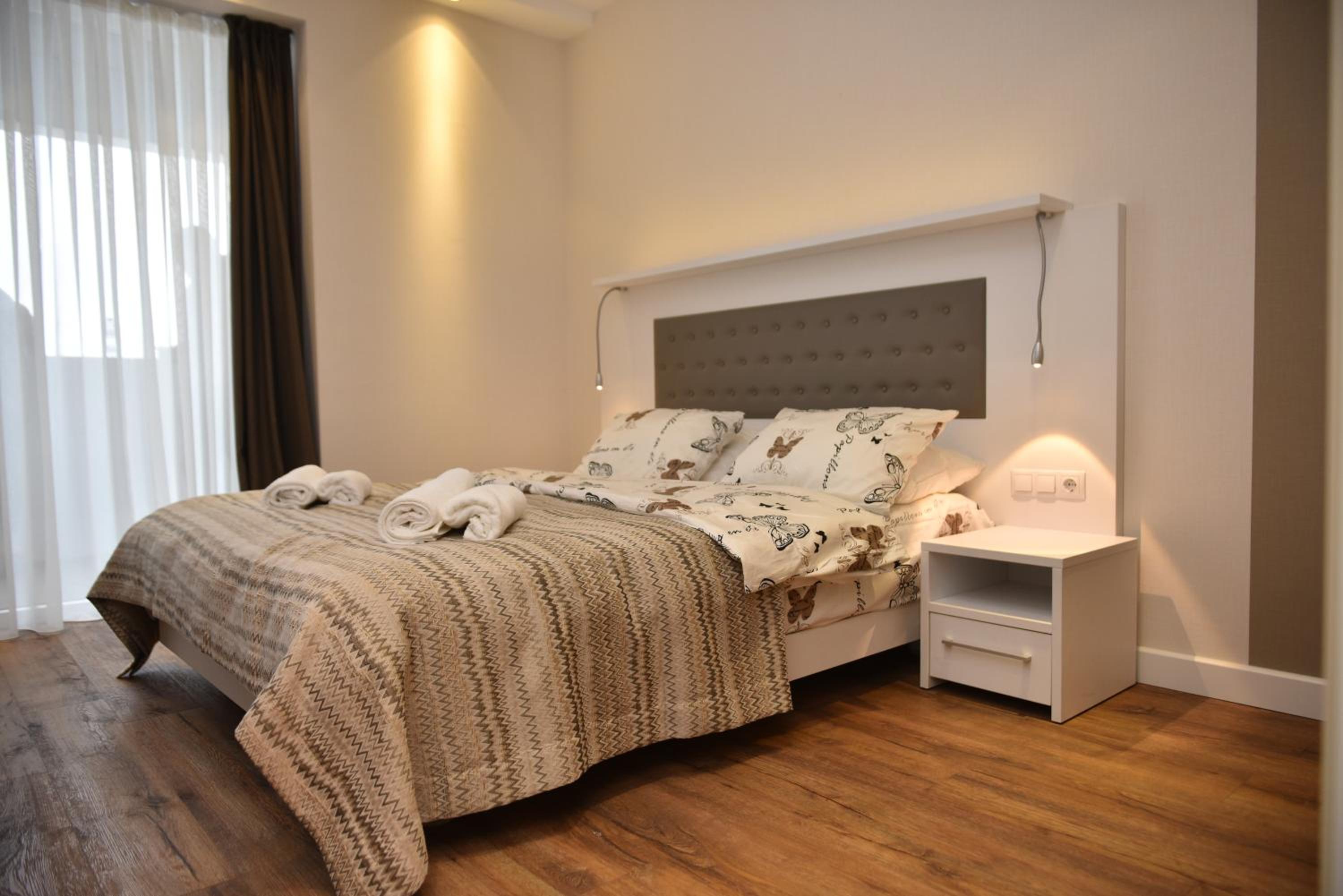 Photo 54