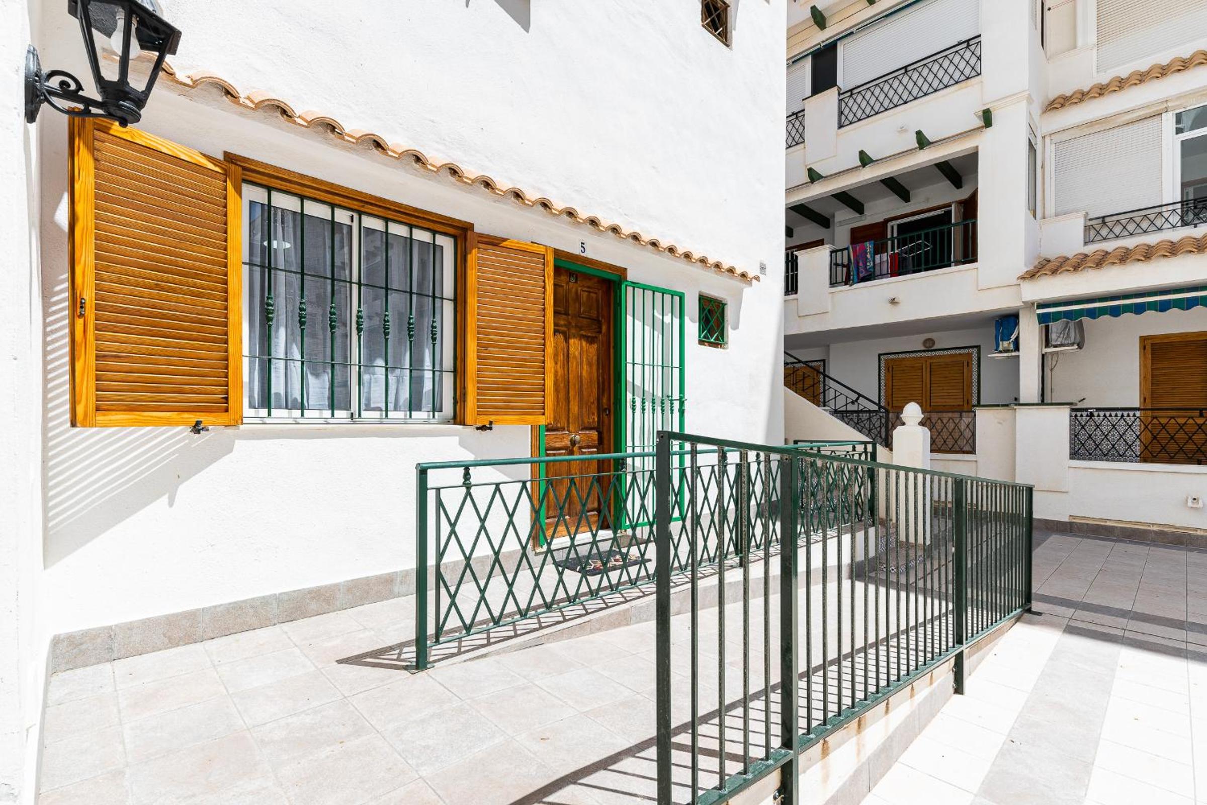 Apartament pod Palmami /Bajo las Palmeras