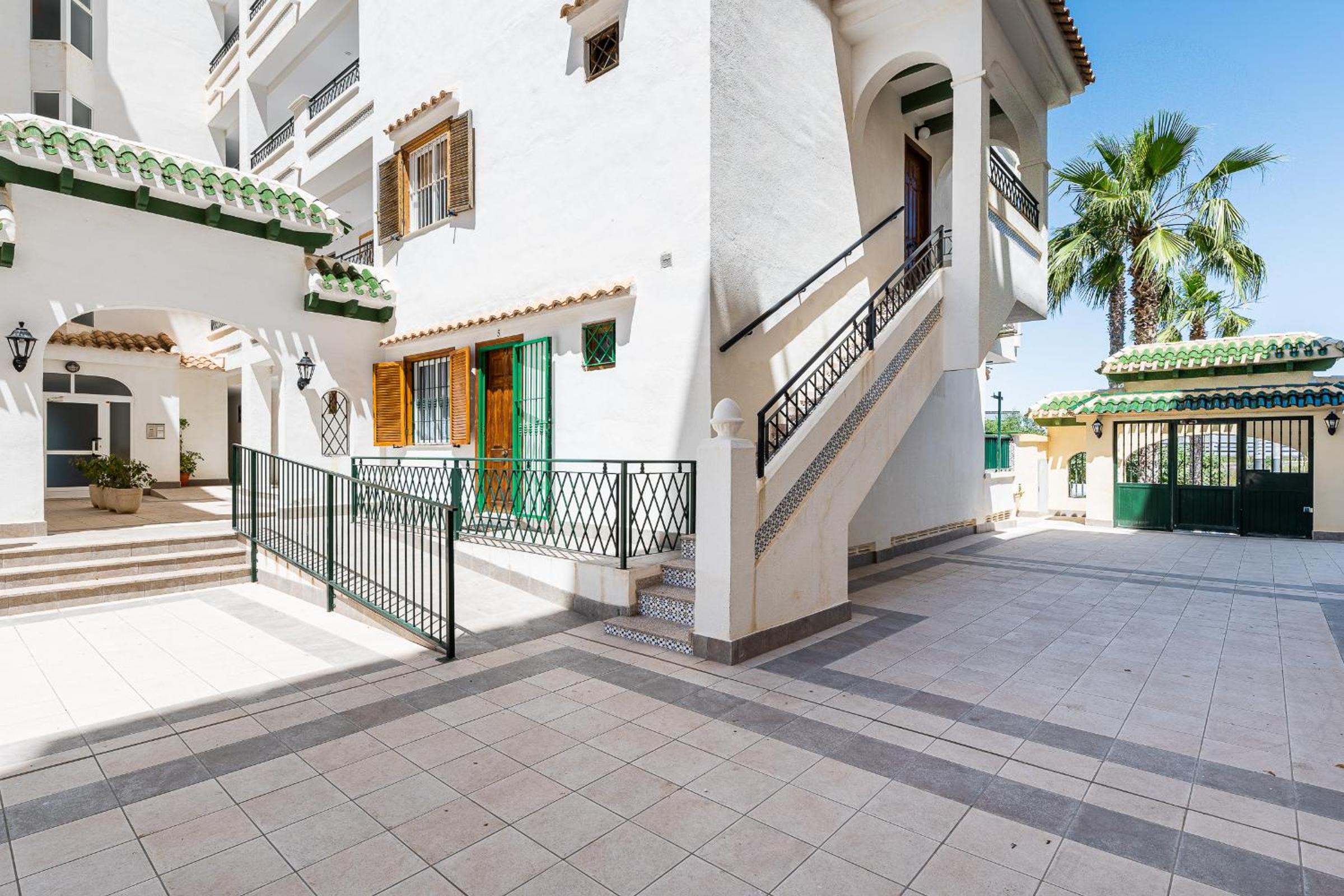 Apartament pod Palmami /Bajo las Palmeras