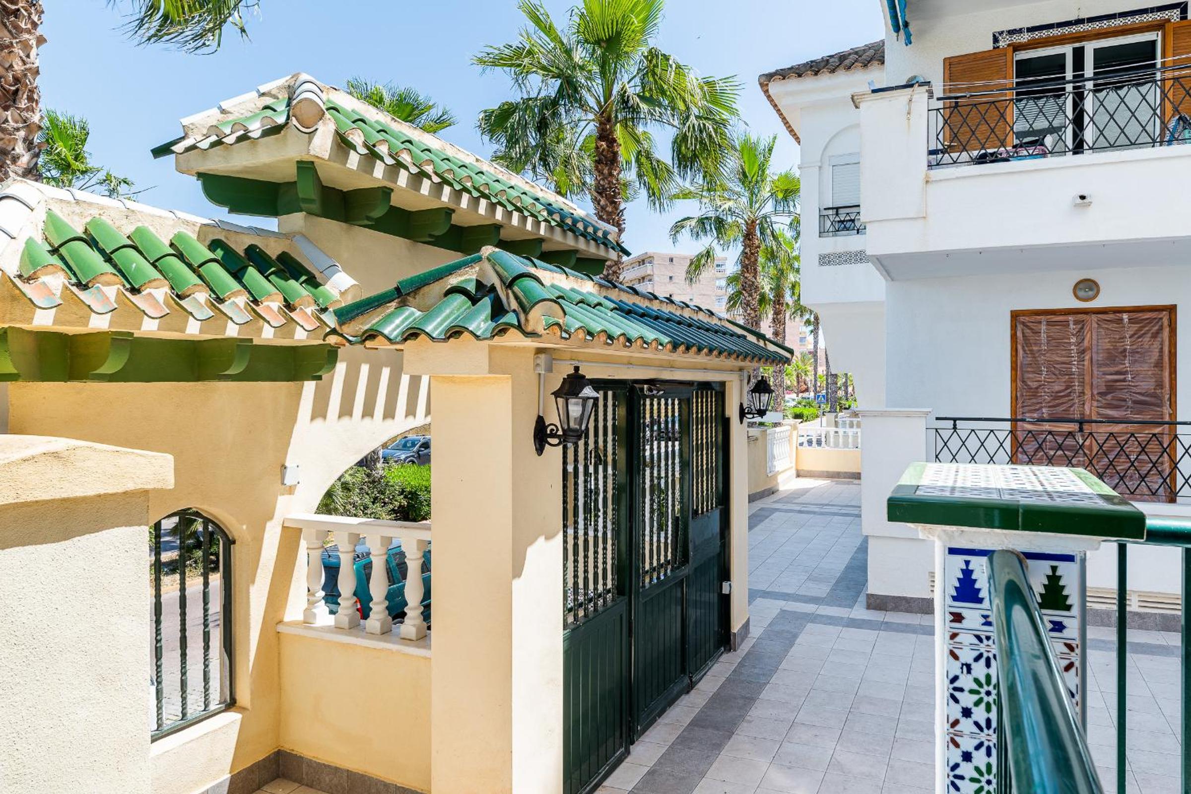 Apartament pod Palmami /Bajo las Palmeras