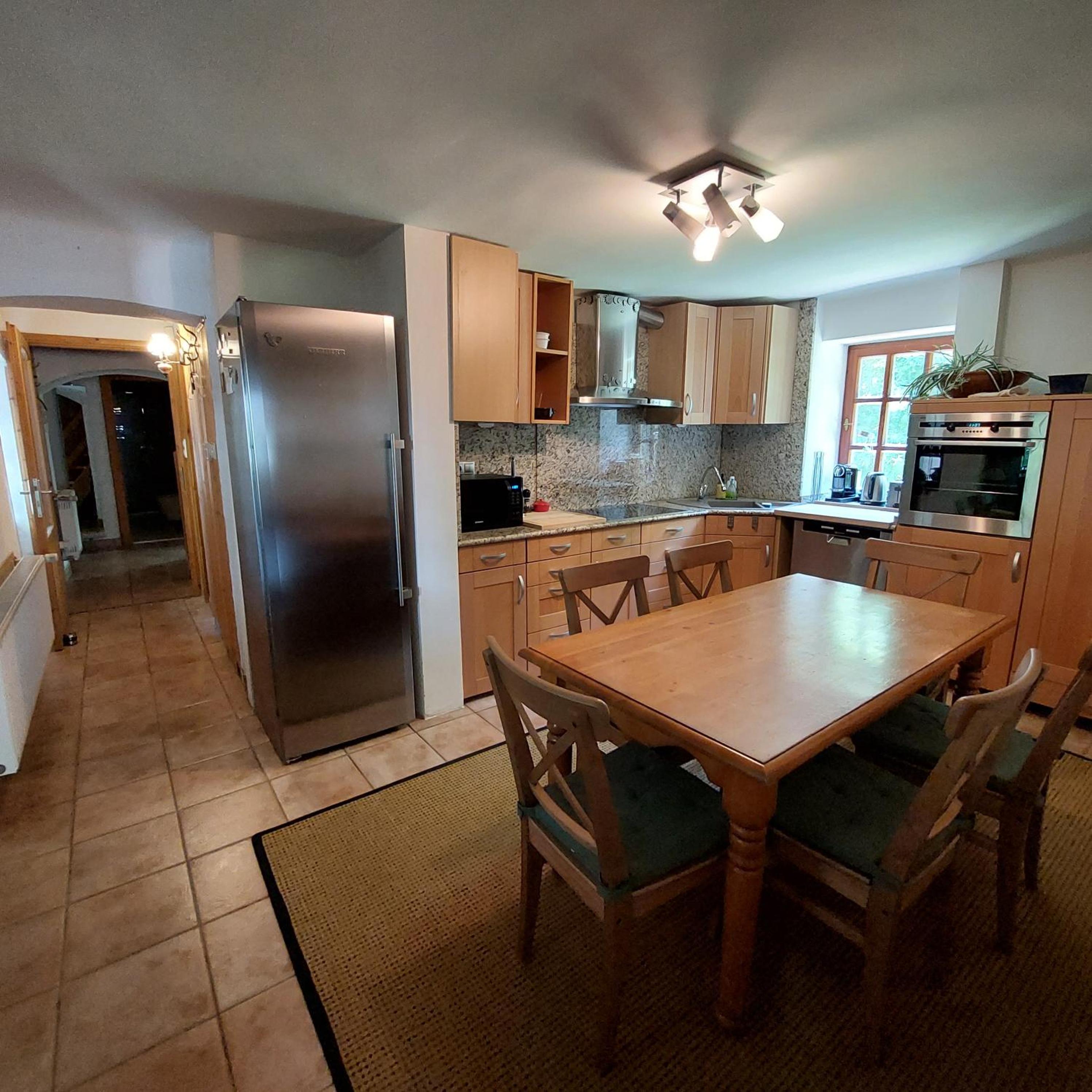 Hermann Cottage view 3