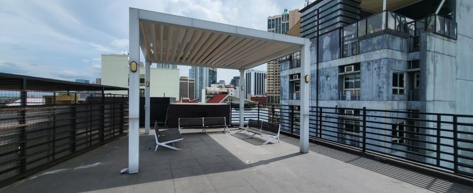 Poblacion Penthouse Suite with Private Roofdeck view 5